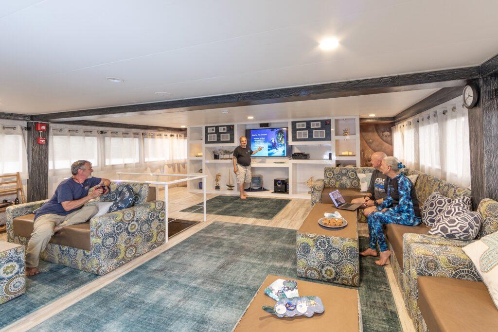 BVIAggressor Salon and lecture in comfort!